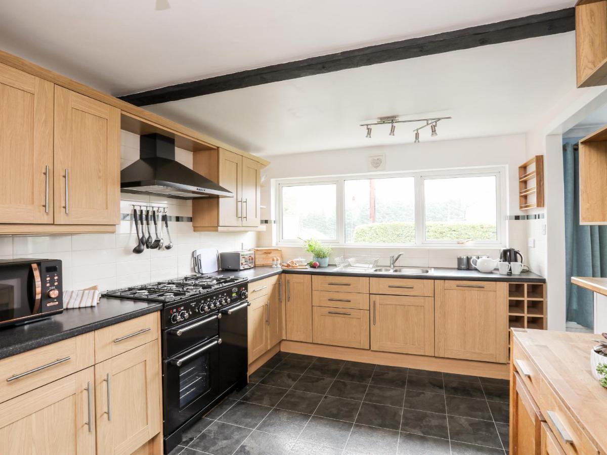Maesteg - Llanberis Caernarfon Ngoại thất bức ảnh