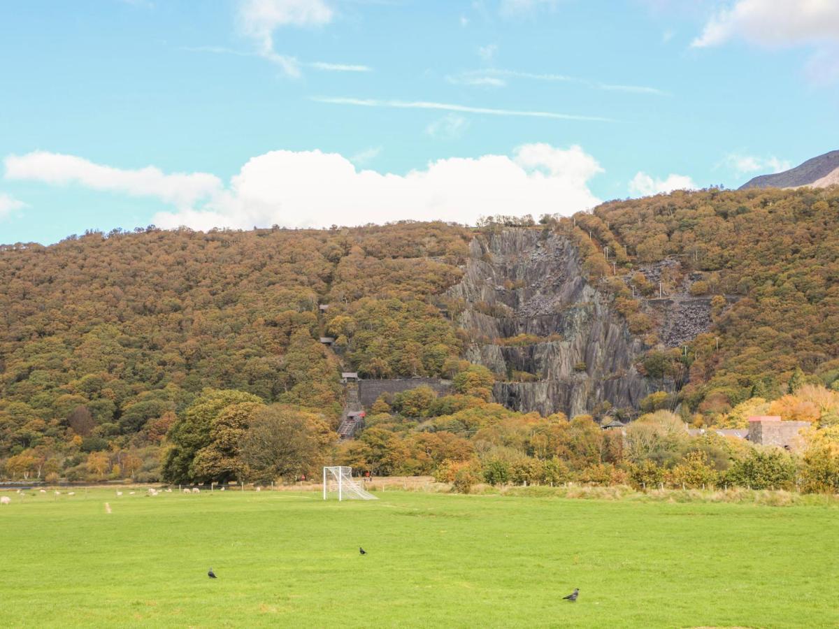 Maesteg - Llanberis Caernarfon Ngoại thất bức ảnh
