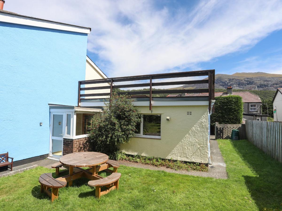 Maesteg - Llanberis Caernarfon Ngoại thất bức ảnh